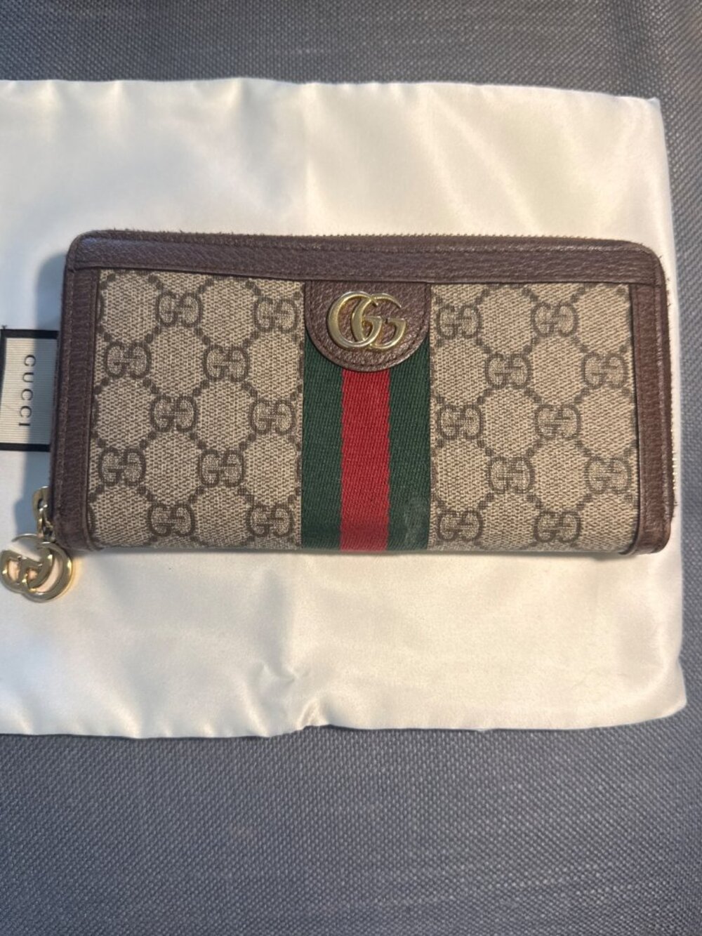 Authentic Gucci Ophelia Wallet Zip Around Web Stripe W Box and Dust Bag
